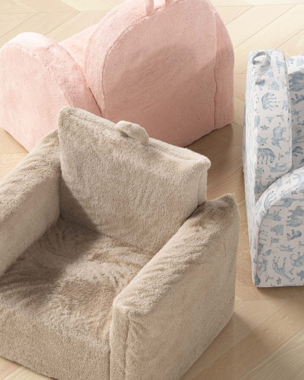 The Hug Mini Chair in Faux Fur