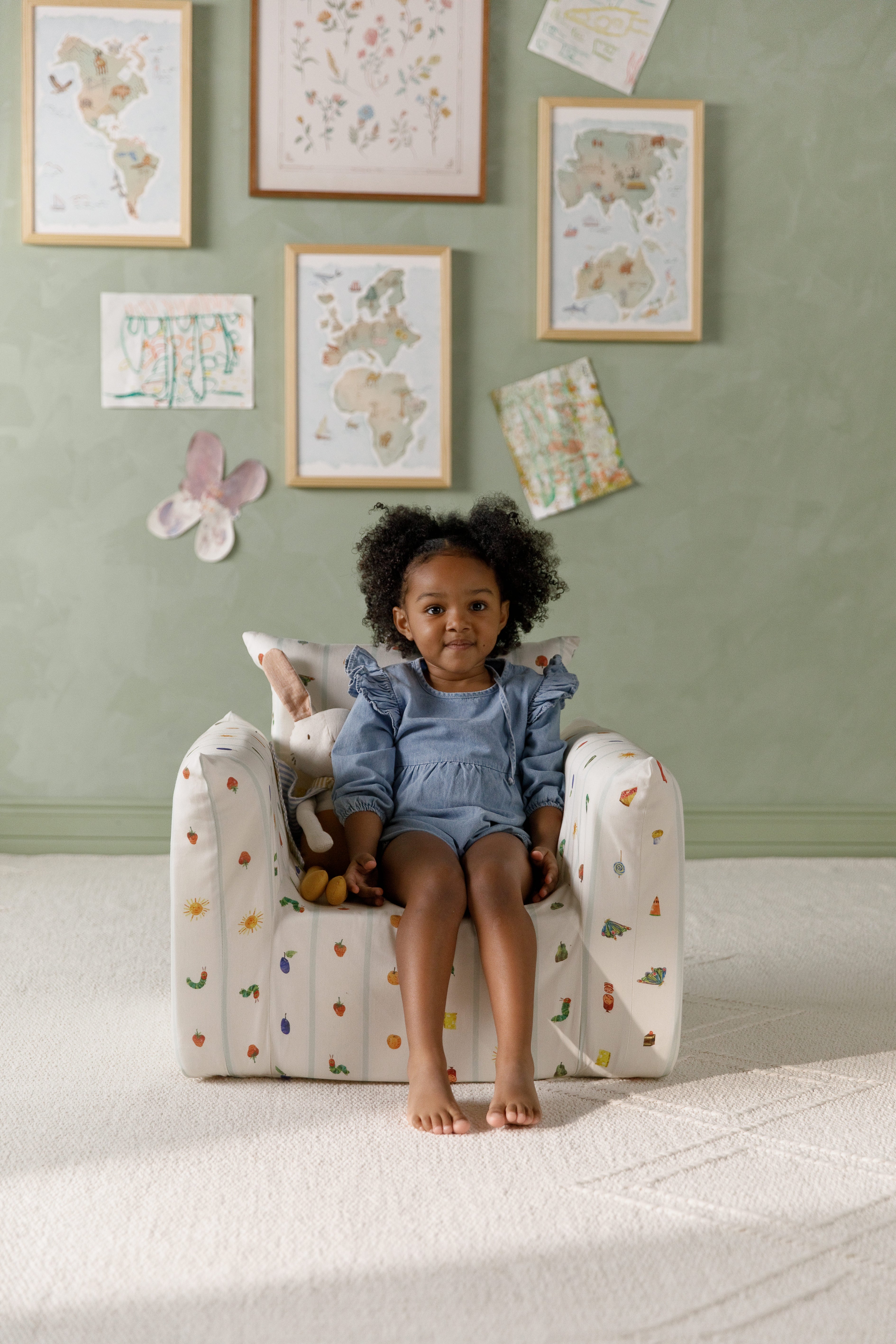 The Hug Mini Chair in Twill