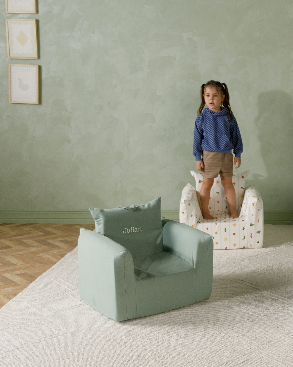The Hug Mini Chair in Twill