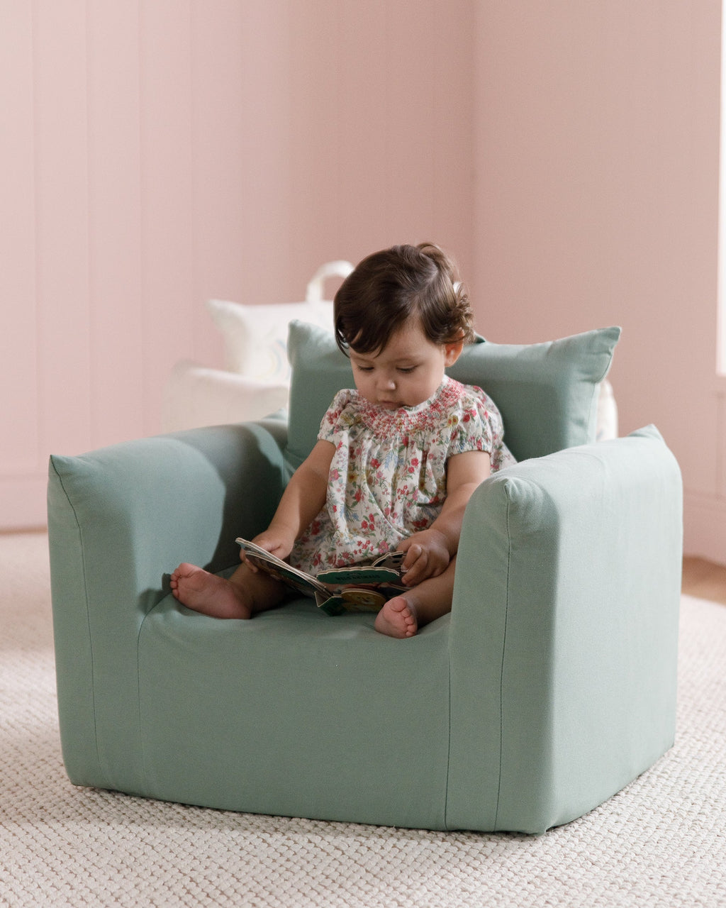 The Hug Mini Chair in Twill