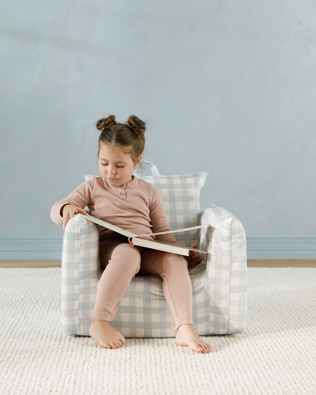 The Hug Mini Chair in Twill